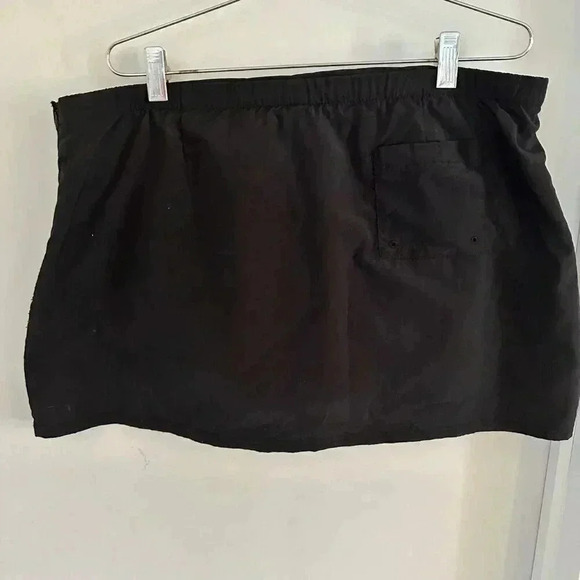 LANDS END Swim Skirt Skort Bottom Black Built In Brief Women's Size 16 - Picture 3 of 7